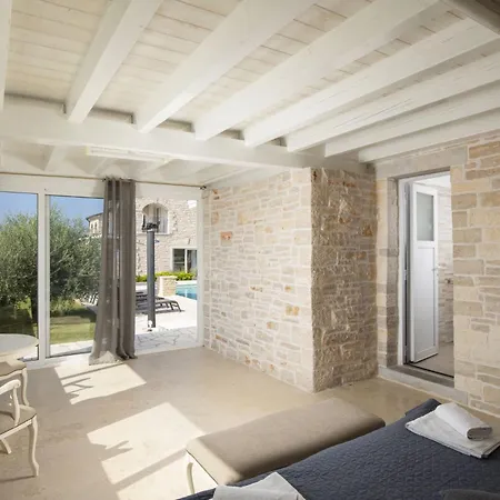 Piccolo Paradiso Mit Beheiztem Pool By Interhome *