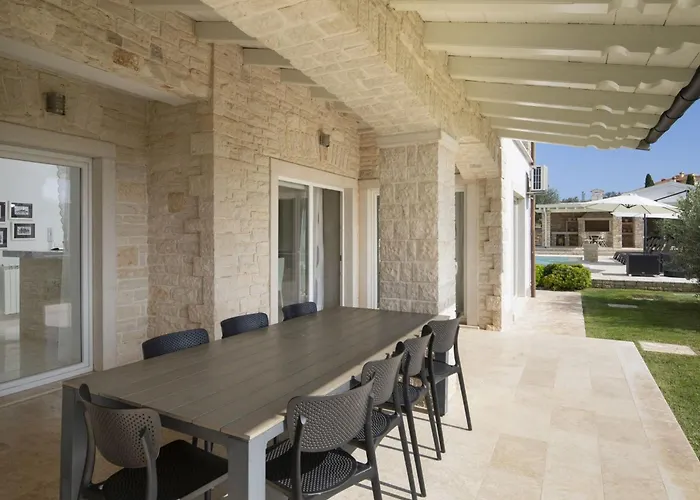 Piccolo Paradiso Mit Beheiztem Pool By Interhome Holiday home *