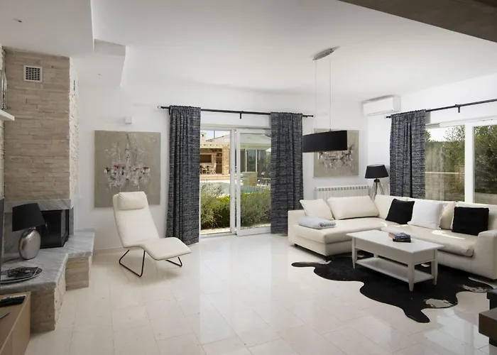Casa de Férias Piccolo Paradiso Mit Beheiztem Pool By Interhome