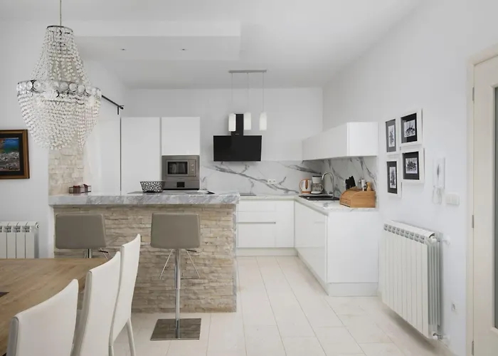 Piccolo Paradiso Mit Beheiztem Pool By Interhome Rovinjsko Selo