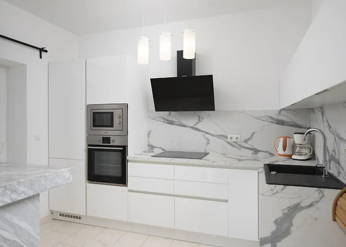 Piccolo Paradiso Mit Beheiztem Pool By Interhome