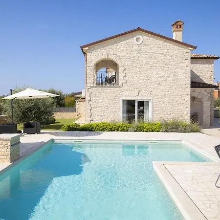 Casa vacanze Piccolo Paradiso Mit Beheiztem Pool By Interhome