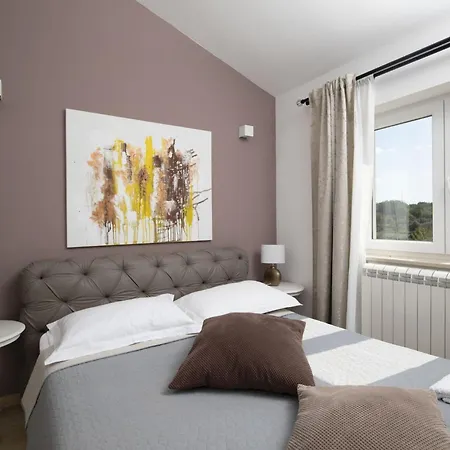 Piccolo Paradiso Mit Beheiztem Pool By Interhome * Rovinjsko Selo
