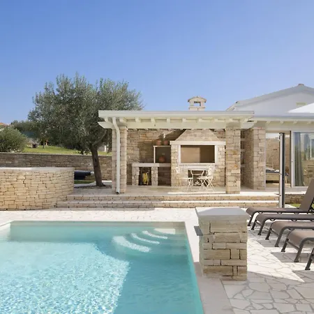 Piccolo Paradiso Mit Beheiztem Pool By Interhome Rovinjsko Selo