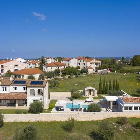 Casa vacanze Piccolo Paradiso Mit Beheiztem Pool By Interhome Rovinjsko Selo